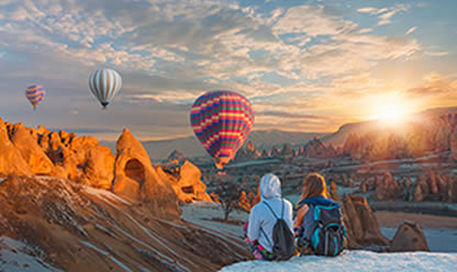 Viajes a SUSPIROS DEL EGEO 2025 en español | Agencia de Viajes Festival