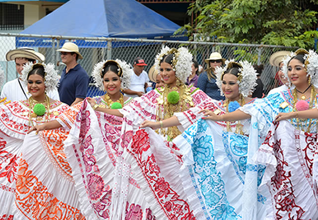 foto del viaje a panama en español 2026-2027